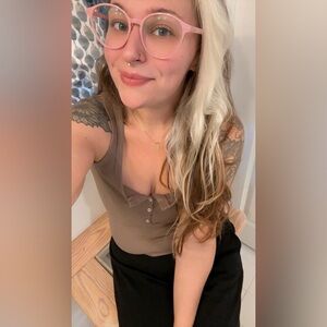 Meet your Posher, Steph!